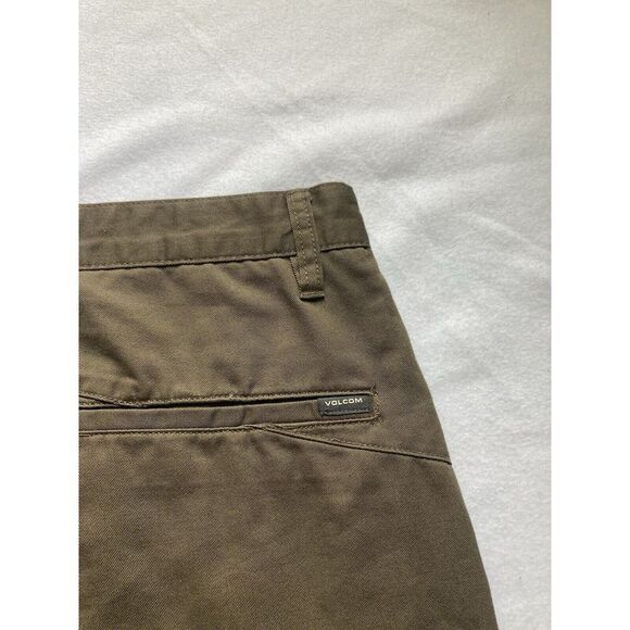 Volcom Brown Chino Flat Front Regular Fit Casual Short Mens 33 - Picture 10 of 11